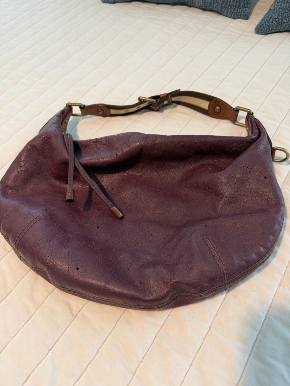 Louis Vuitton Aubergine Vintage Hobo Authentic - Picture 9 of 13